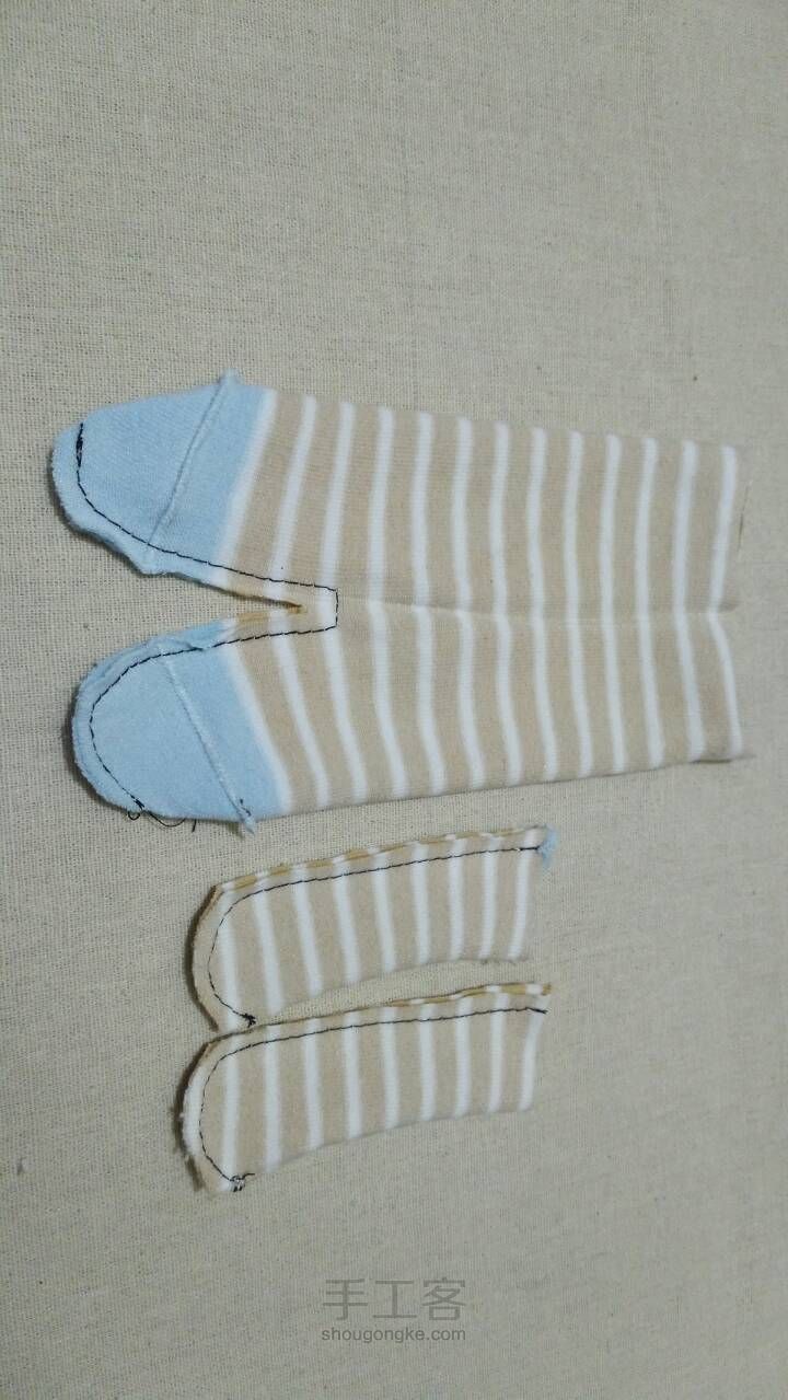 袜子娃娃制作教程 第8步