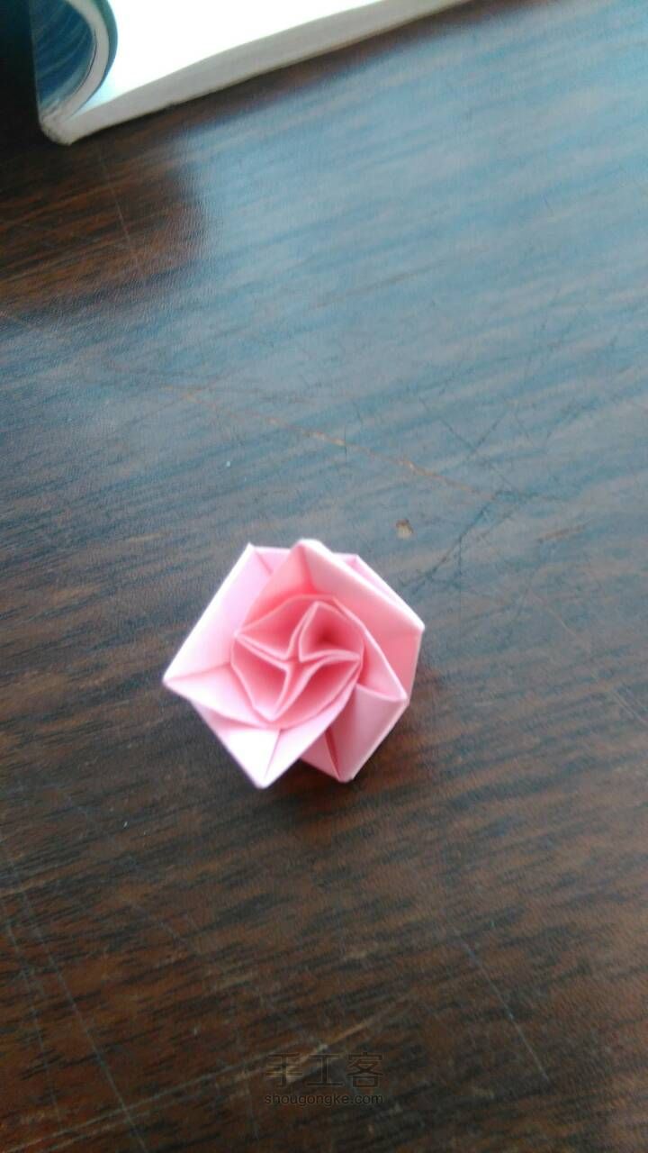 螺旋玫瑰的折法 第25步