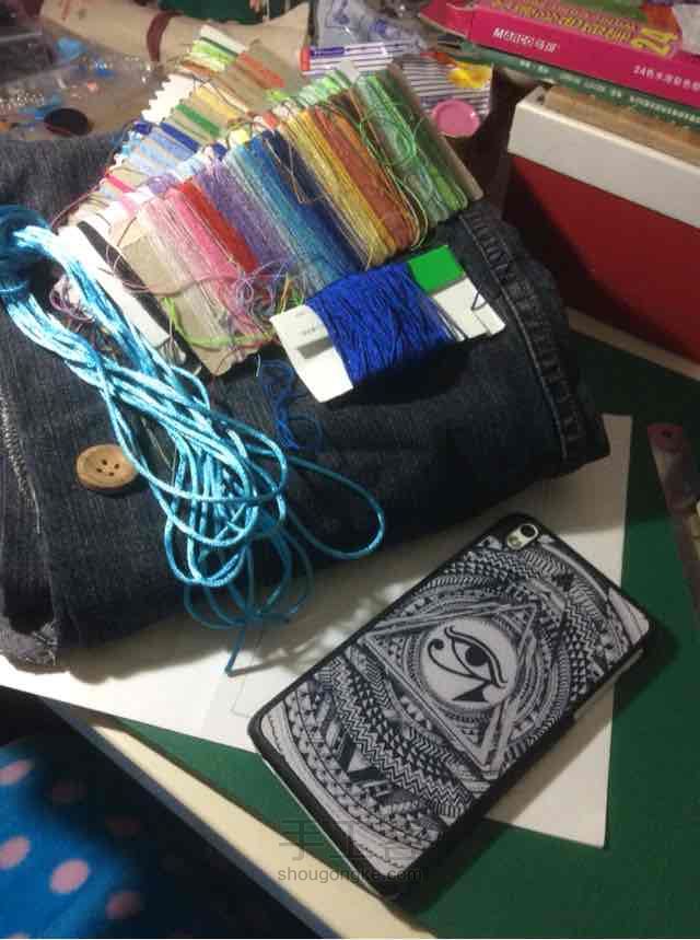 刺绣+编织=手机包～ 第1步