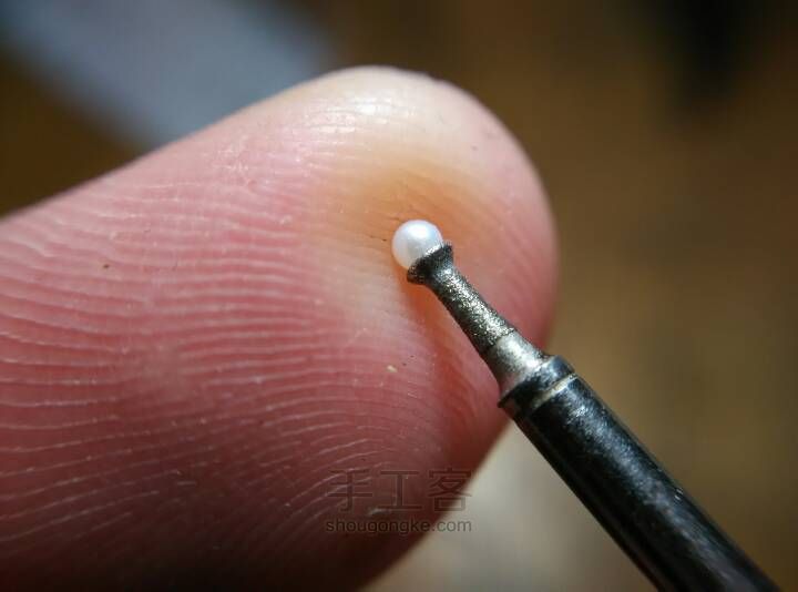 如何把1.5毫米的珍珠磨到1.0毫米 第7步