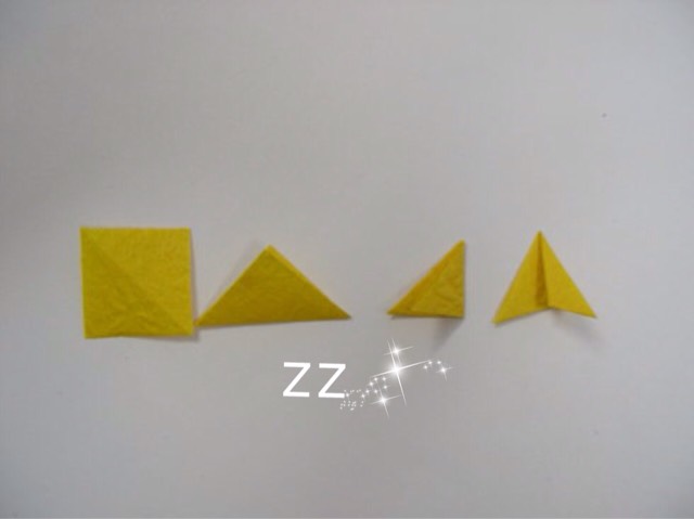 折纸贴画蒲公英制作方法 第2步
