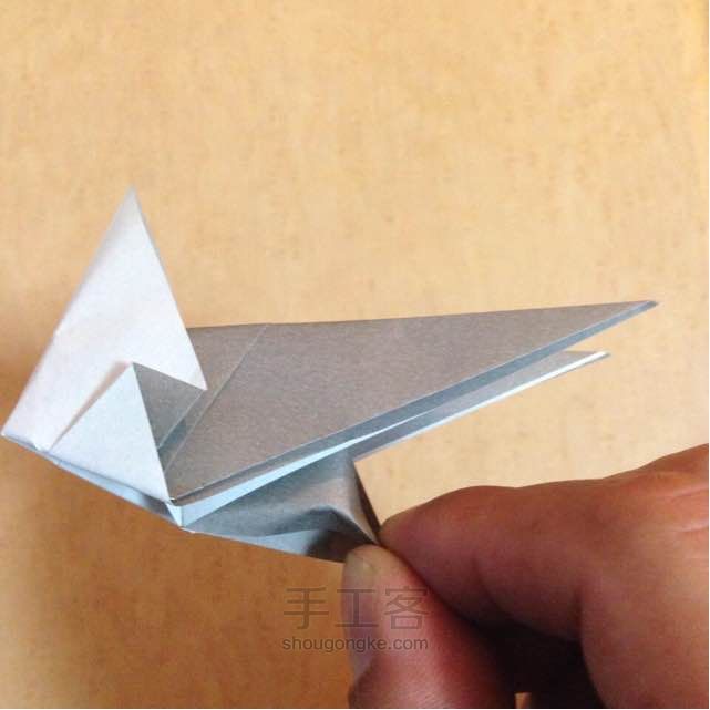 燕子折纸制作教程【转载】 第22步