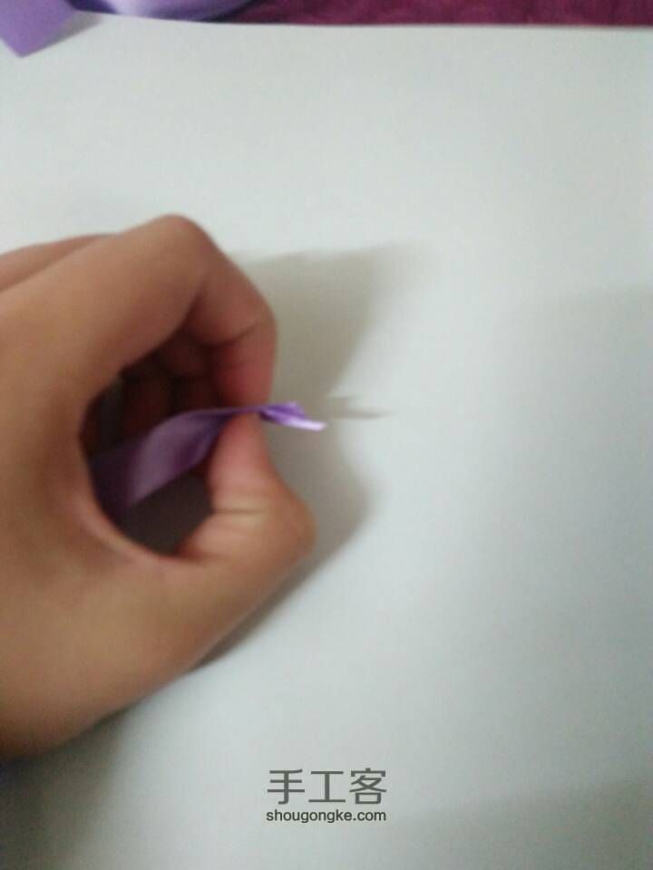 手把手教你丝带绣 第3步