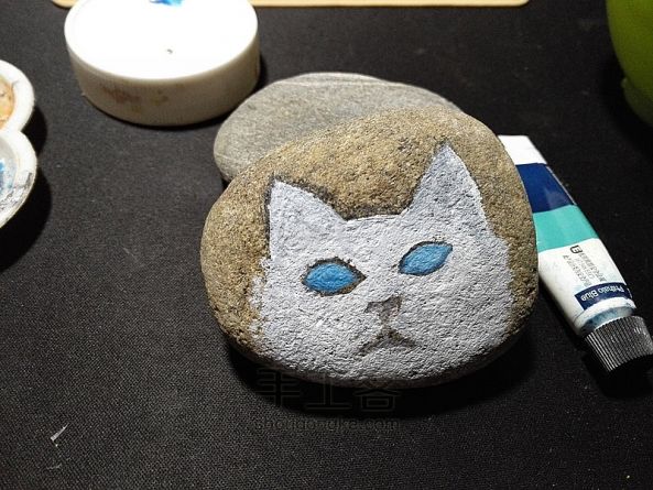 【赖大宝】原创手绘石头 萌猫 第3步