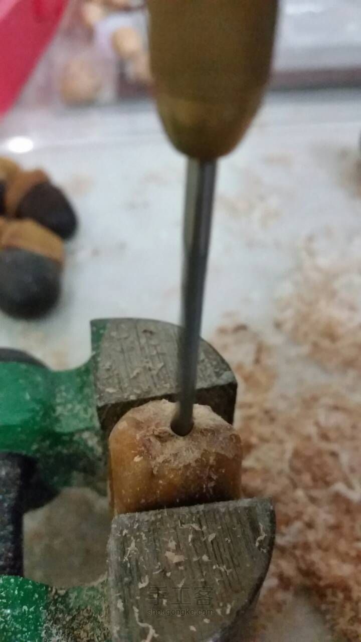 【愚人手做】缅茄七彩钥匙链 第5步