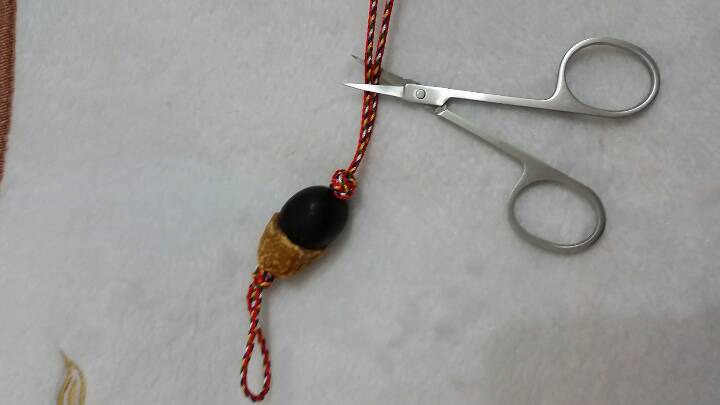 【愚人手做】缅茄七彩钥匙链 第14步
