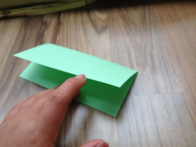 纸折小书包 第3步