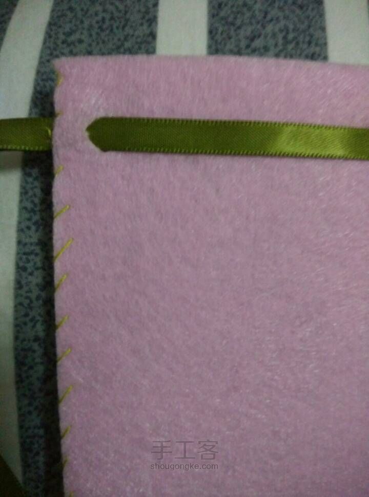 卡套—粉色绿带小花儿 第6步