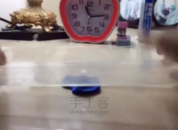 黏土蓝莓泡芙 第1步