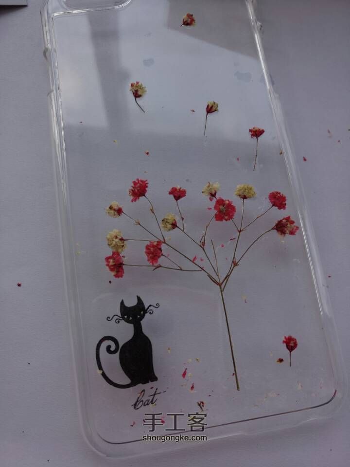 原创滴胶手机壳，封存花朵，封存美好。 第5步