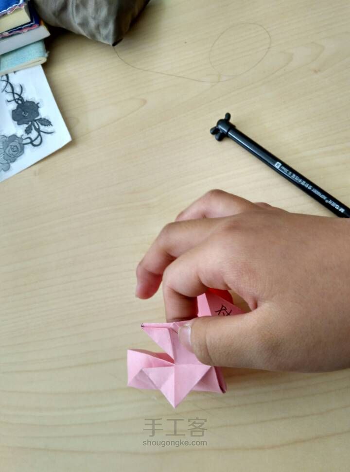 折纸川崎玫瑰  唯美  简易折纸玫瑰 第35步