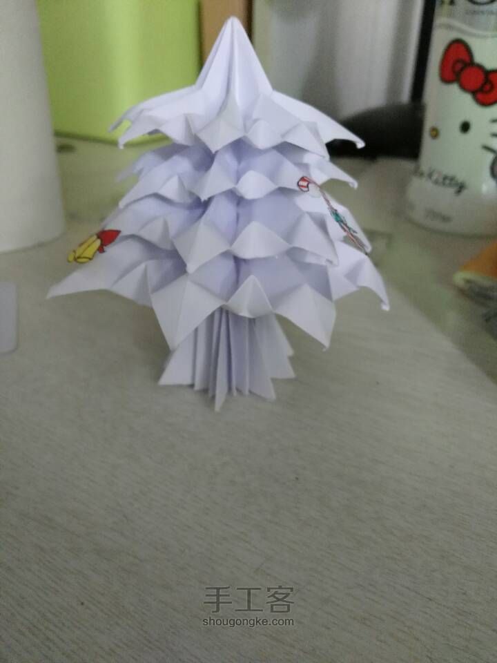 圣诞树 带给你一冬的温暖（转载于百度折纸吧） 第1步