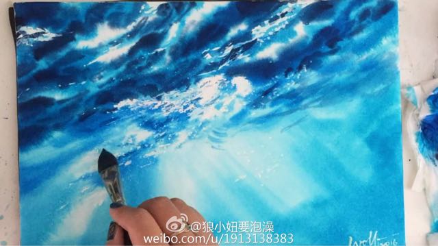 狼小妞水彩>>画一幅炫酷的海底小鲸鱼 第5步