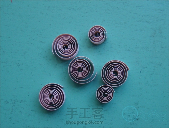 最是那一低头的温柔——衍纸鹤 第1张