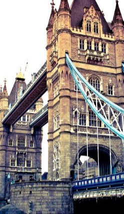 （塑料ABS）伦敦吊桥模型 第1步