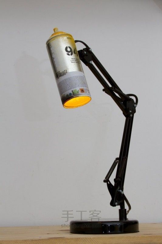 GRAFFITI LAMP 涂鸦台灯DIY制作 第1步