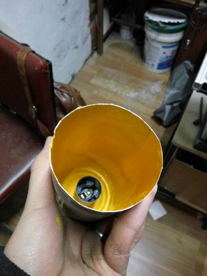 GRAFFITI LAMP 涂鸦台灯DIY制作 第5步