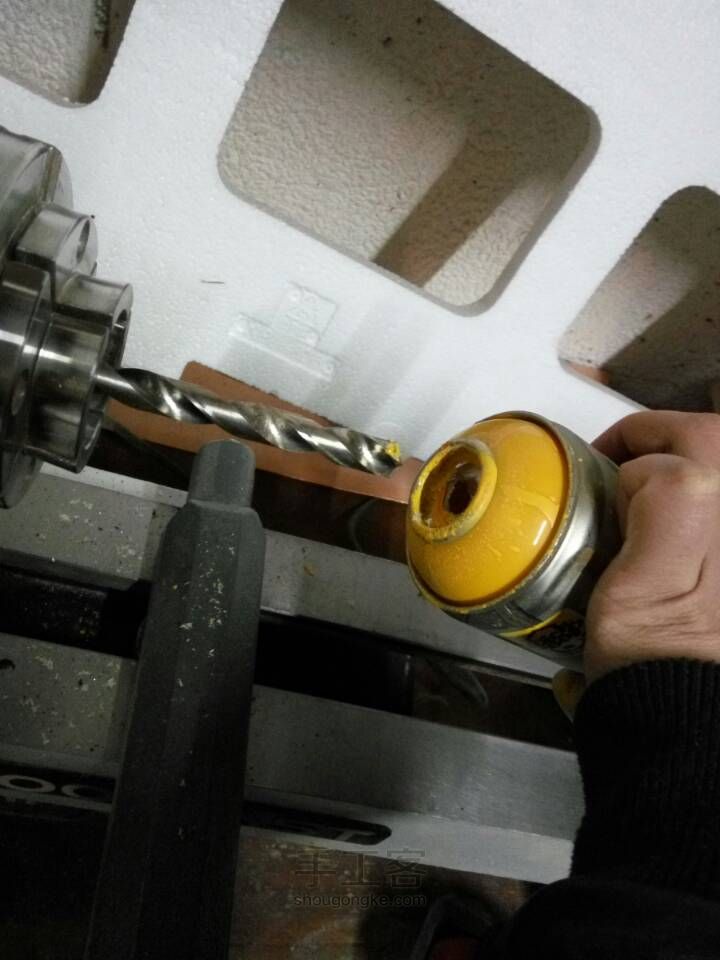 GRAFFITI LAMP 涂鸦台灯DIY制作 第4步