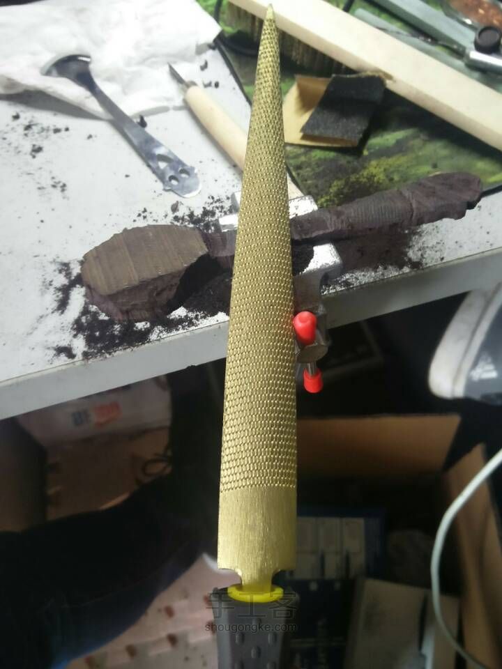 给美女的礼物，紫光檀木勺 第5步