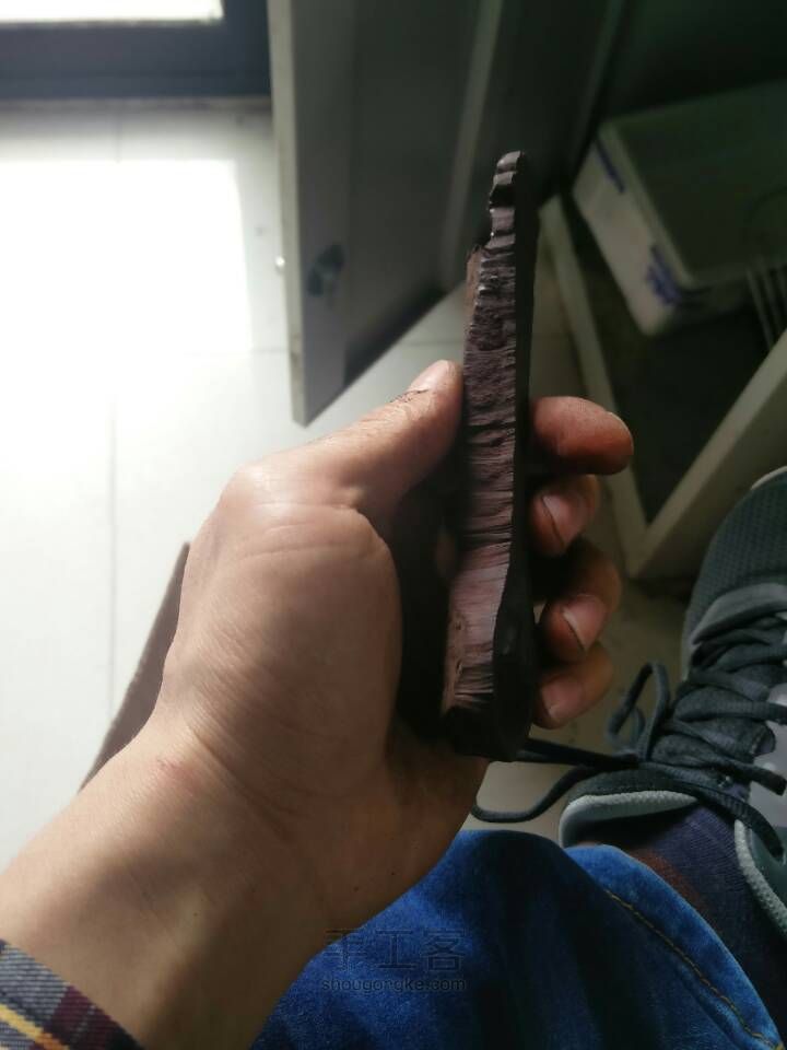 给美女的礼物，紫光檀木勺 第3步