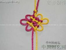 用珠针固定绳子编织