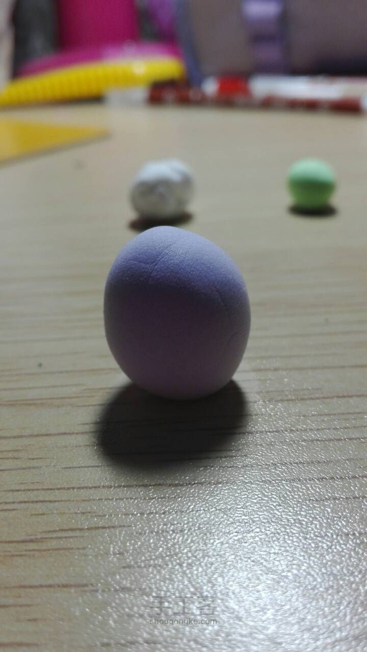 萌萌哒小龙猫。🎁 第3步