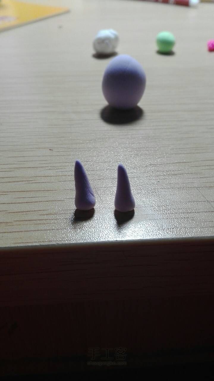 萌萌哒小龙猫。🎁 第6步