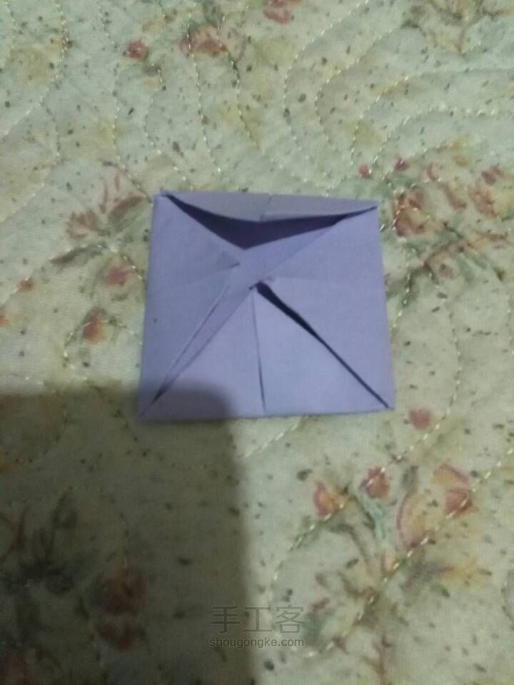 妈妈小时爱的一种简易折纸 第7步