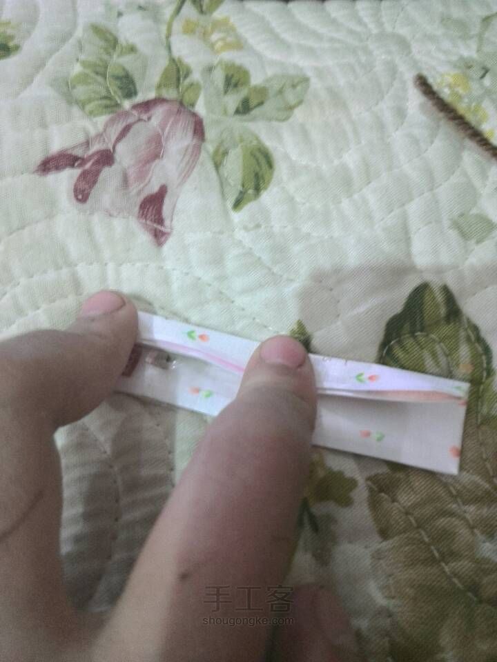 笔芯袋蝴蝶结 第5步