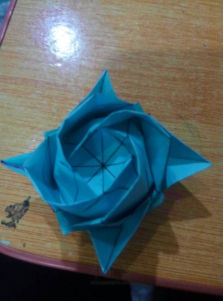 纸玫瑰的折法 第22步