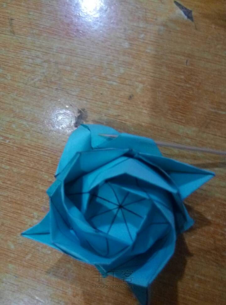纸玫瑰的折法 第23步