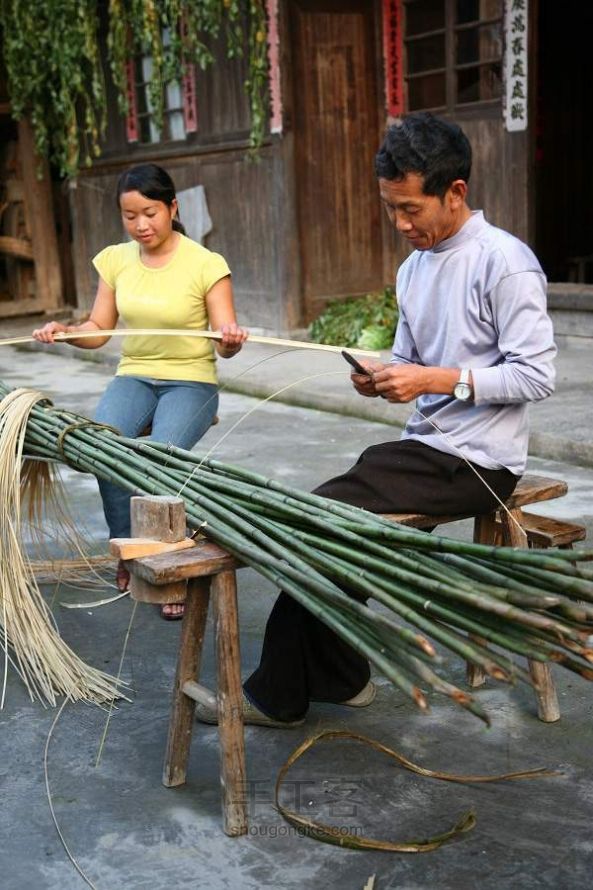 贵州三穗竹编特色簸箕工序展示，三穗竹制品经典竹筛分享 第7步