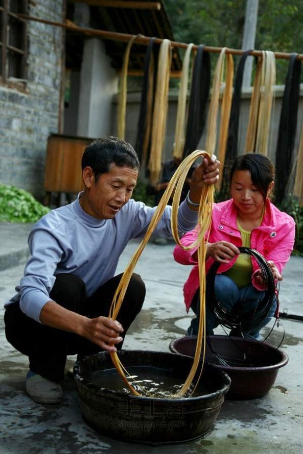 贵州三穗竹编特色簸箕工序展示，三穗竹制品经典竹筛分享 第11步