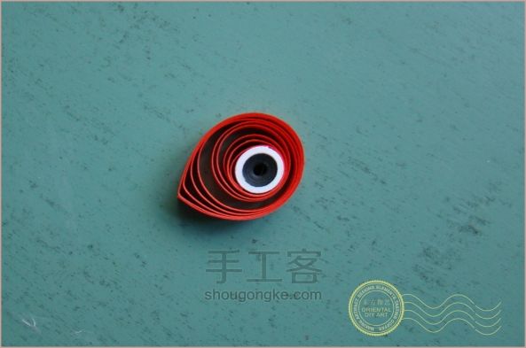 鱼儿相逐尚相欢（衍纸—金鱼） 第8步