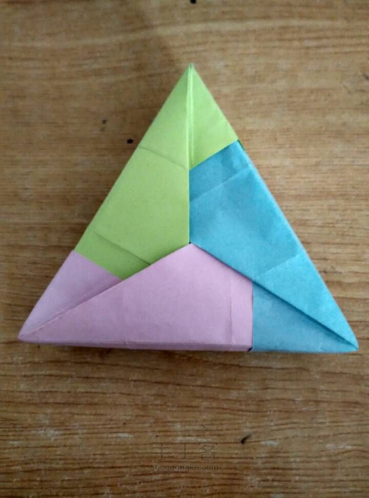 超简单的三角立体盒子 第1步