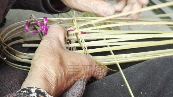 环保精致竹筷箩编制教程，DIY属于自己的厨房利器 第6步