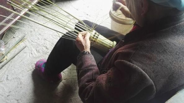 环保精致竹筷箩编制教程，DIY属于自己的厨房利器 第10步