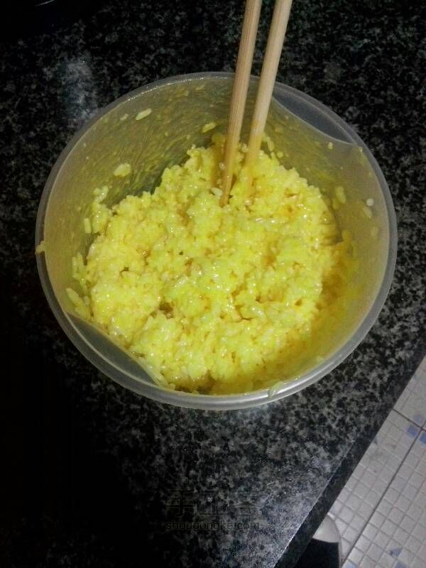 剩米饭的新吃法 第3步