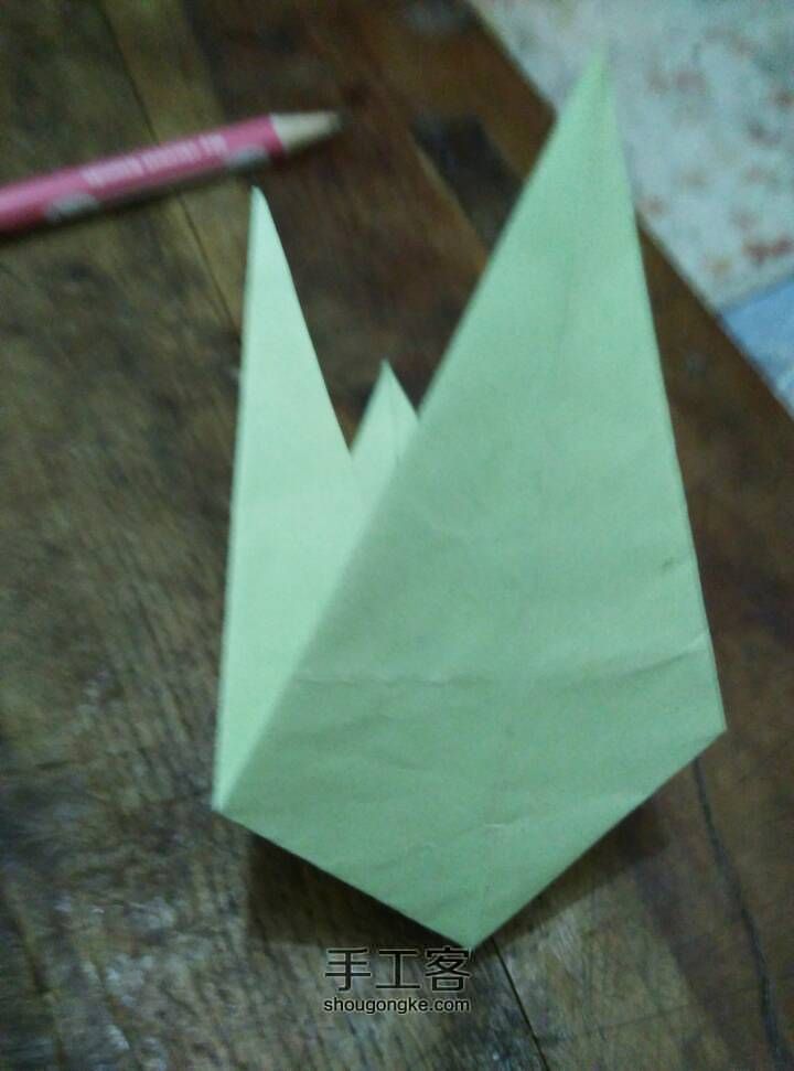 千纸鹤的折法。 第5步