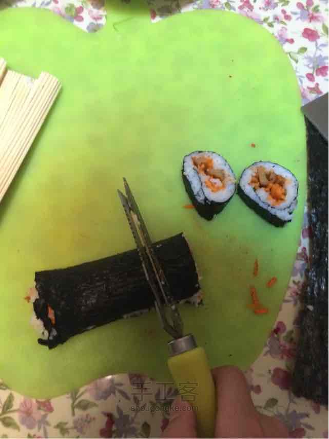 三步做出美味寿司 第4步