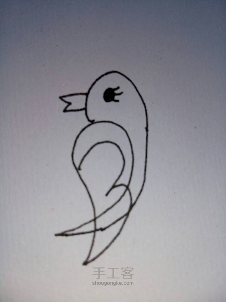 教你画最简单小鸟。 第4步