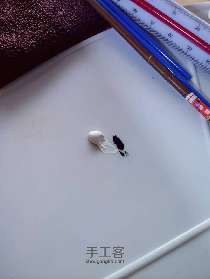 手绘猫咪可爱手机壳 第4步