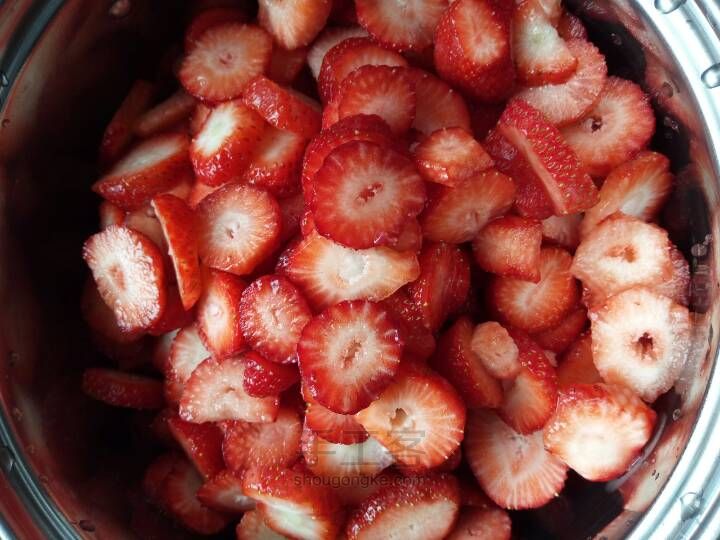 草莓果酱 第2步
