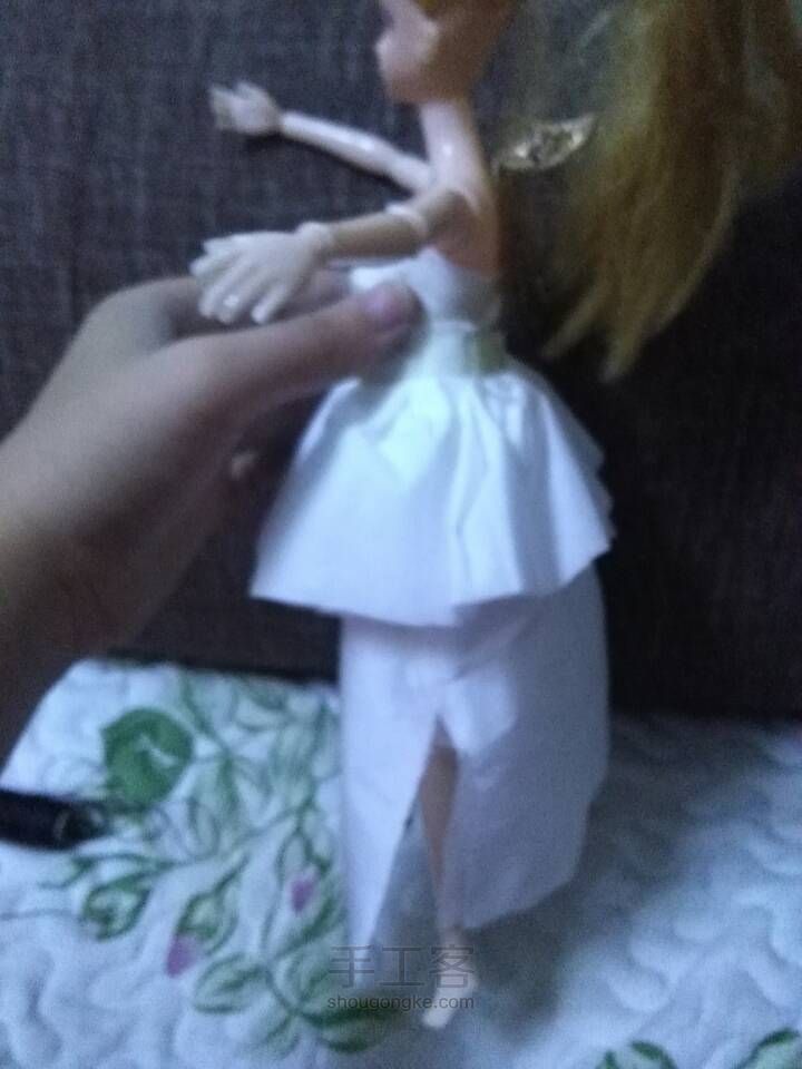 芭比娃娃的餐巾纸婚纱(≧▽≦) 第15步