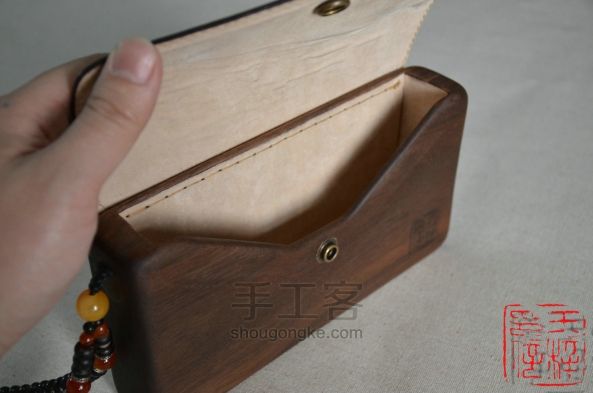 黑胡桃木皮雕手包—木头与皮艺的完美结合！ 第12步