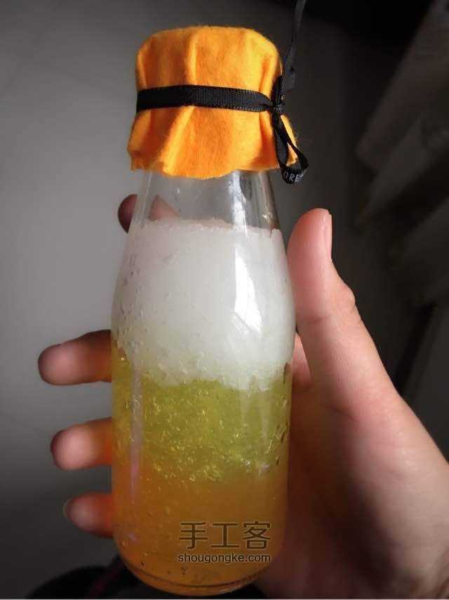 酸奶瓶改造成彩虹瓶啦 第5步
