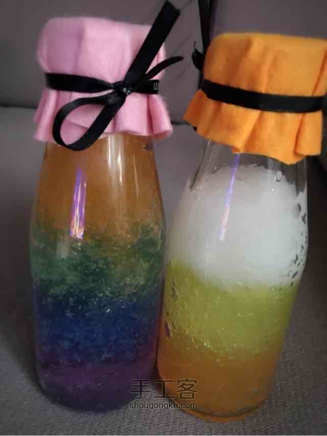 酸奶瓶改造成彩虹瓶啦 第7步
