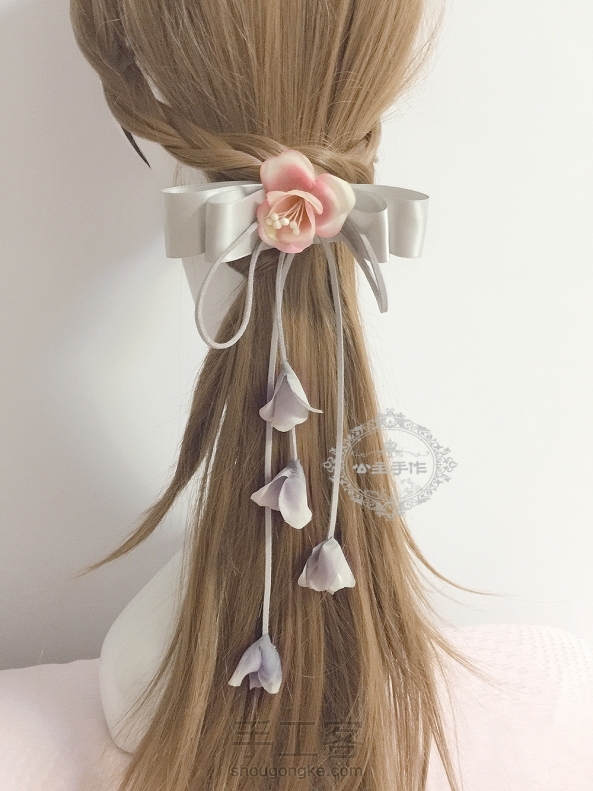 【公主手作】森女系流苏蝴蝶结发饰【私人定制版】

特别唯美的一款手工发饰，

粉丝～Miss芝士‘特别定制的哦～！

快快来学～！ 第2张