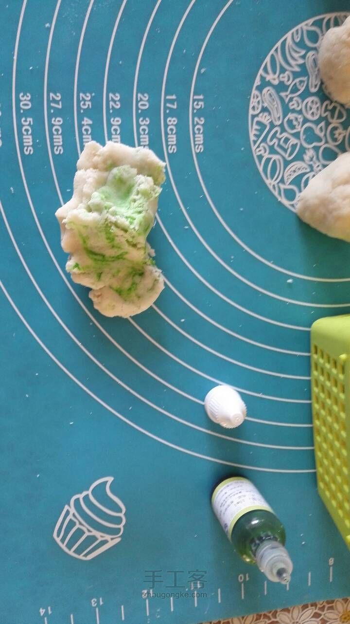 【亲子手工】自制安全可食用橡皮泥 第9步