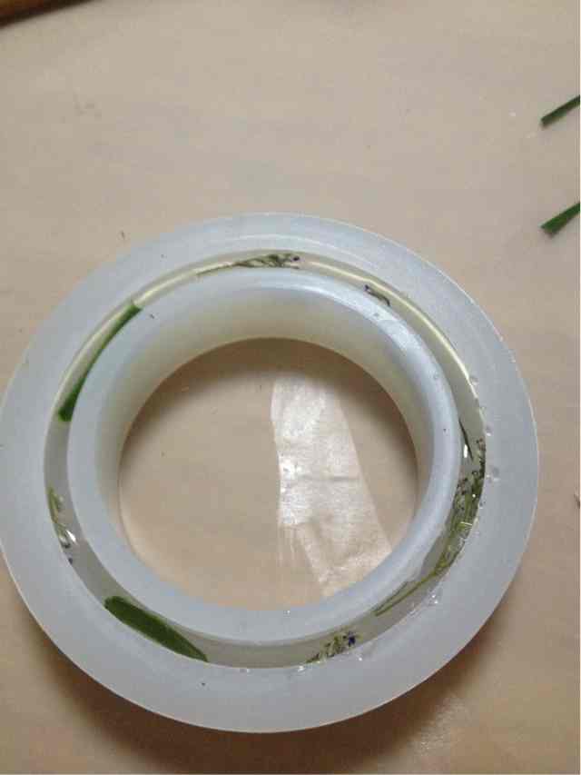 滴胶手镯 第7步